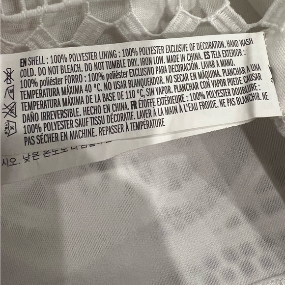 Endless love ⭐️Vici white ruffle top M - Picture 11 of 16